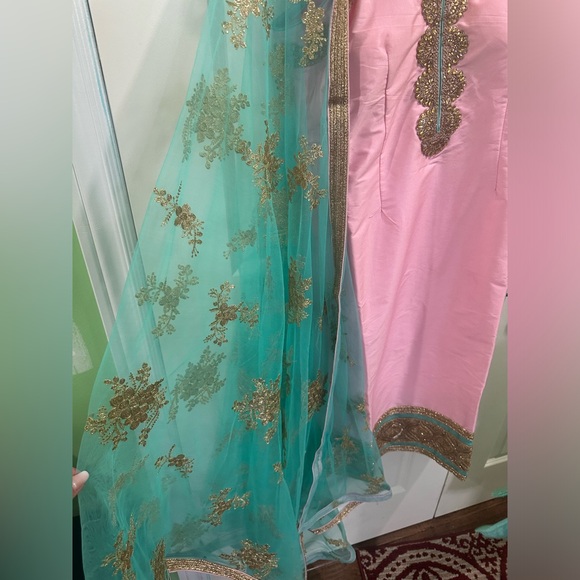 Indian pink pajami suit - Picture 4 of 4